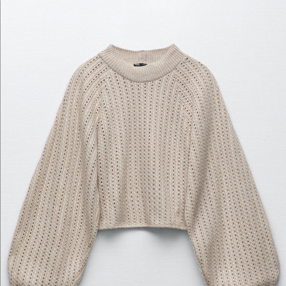 Zara women’s sweater size large